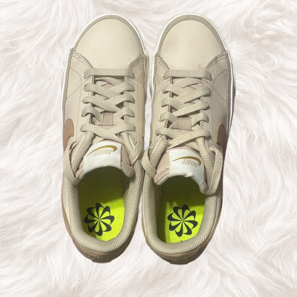 Nike Court Legacy Next Nature Sneakers Sand Drift Bronzine Women’s 7 - Picture 2 of 5